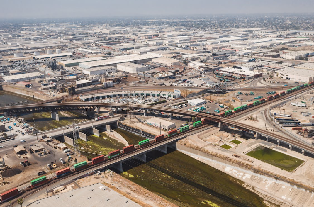 aqmd-more-than-half-of-socal-warehouses-violating-clean-air-rule